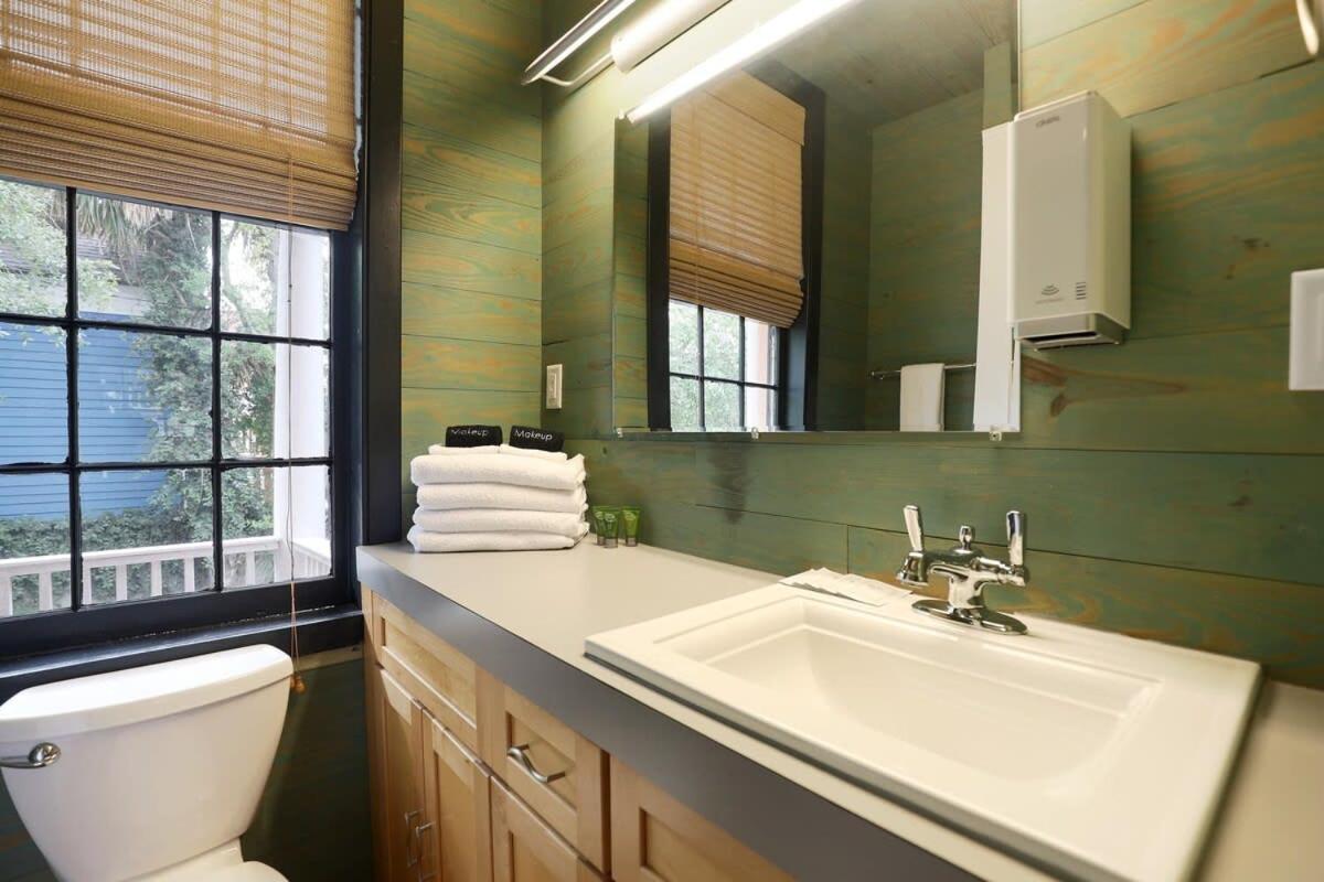 Revitalized Historical Southern Residence ชาร์ลสตัน ภายนอก รูปภาพ